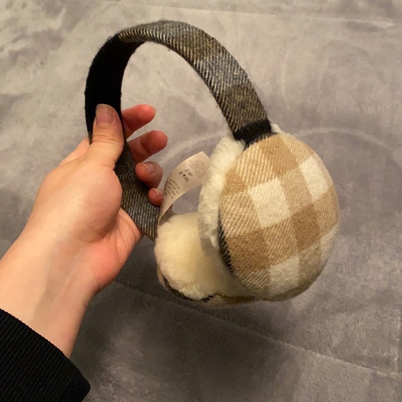 Burberry Earmuffs - Picture 3 of 5